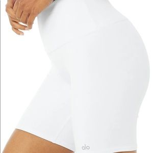 ALO High Waisted Biker Yoga Shorts S NWOT